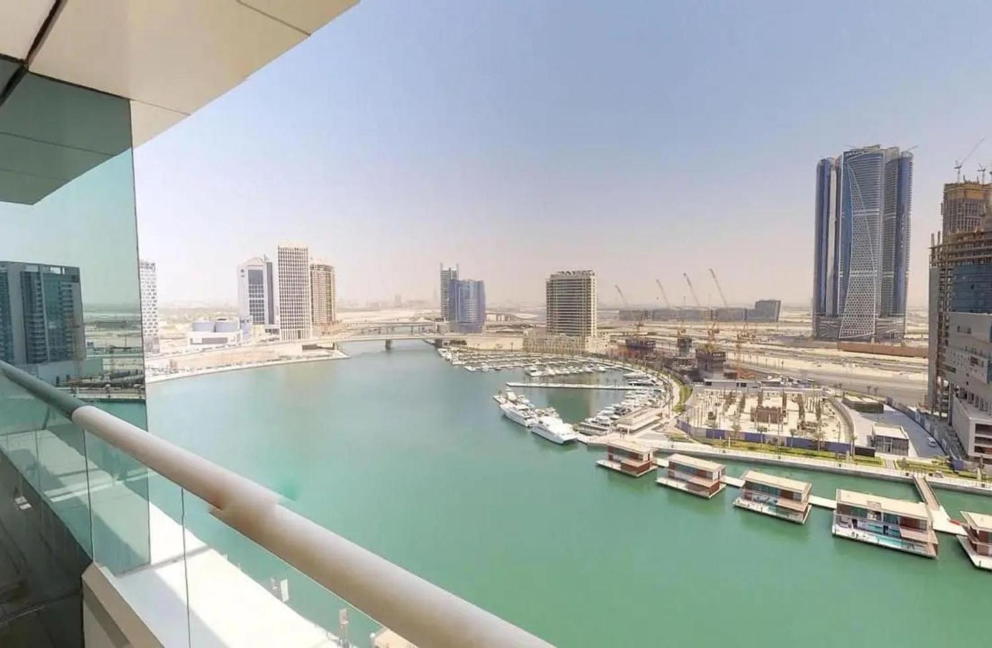 Comfortable In Damac Maison Canal View - 04 Dubai