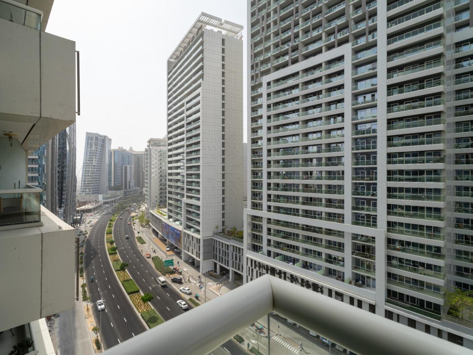 Apartment Comfortable In Damac Maison Canal View - 04