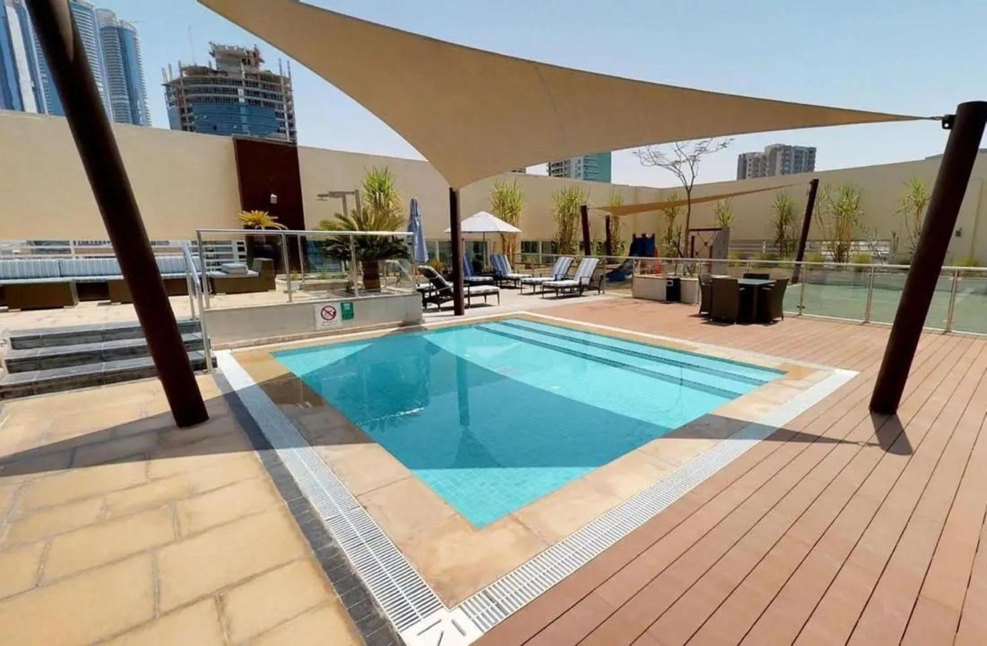 Apartment Comfortable In Damac Maison Canal View - 04 *